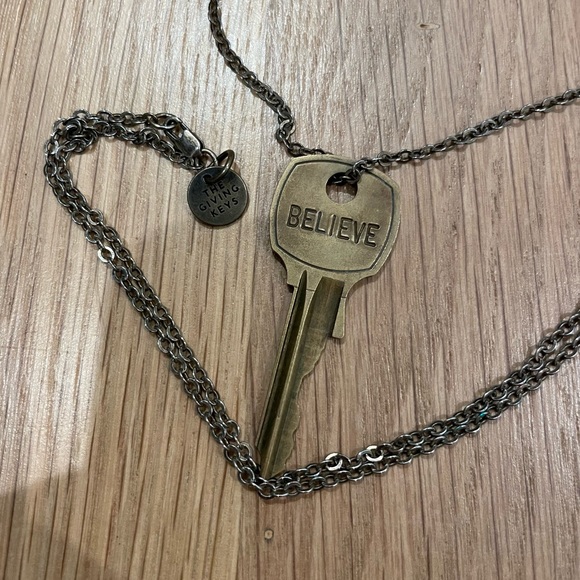 The Giving Keys Believe Necklace - Picture 2 of 5